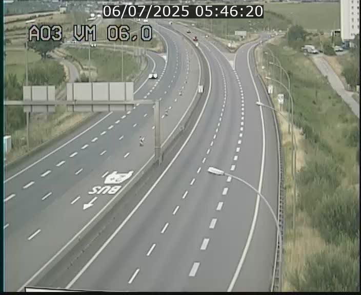 <h2>Traffic live webcam Luxembourg Aire de Berchem - A3 - BK 6 - direction France</h2>