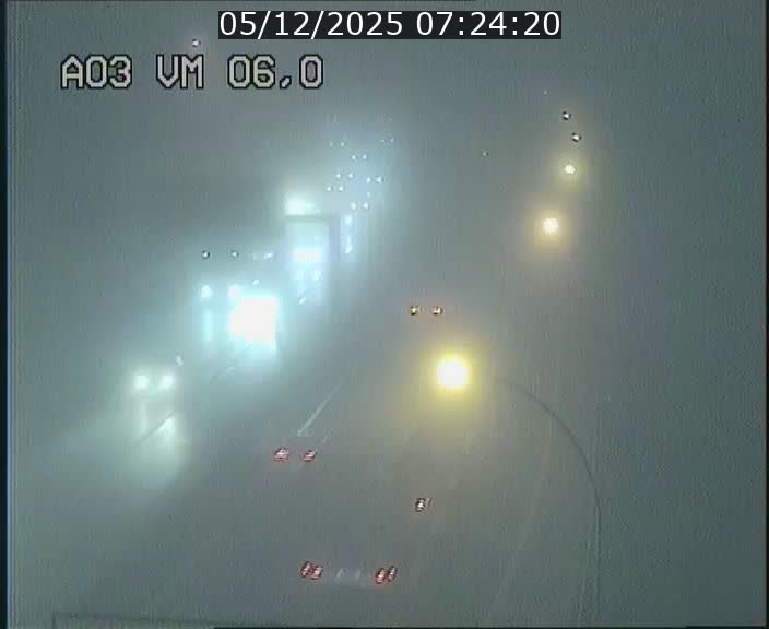 <h2>Traffic live webcam Luxembourg Aire de Berchem - A3 - BK 6 - direction France</h2>