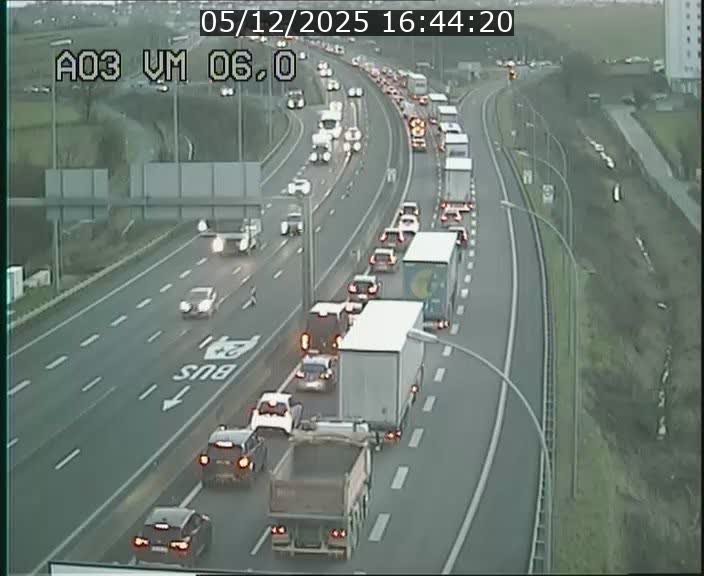 <h2>Traffic live webcam Luxembourg Aire de Berchem - A3 - BK 6 - direction France</h2>