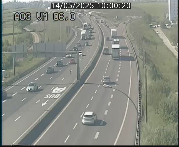 <h2>Traffic live webcam Luxembourg Aire de Berchem - A3 - BK 6 - direction France</h2>