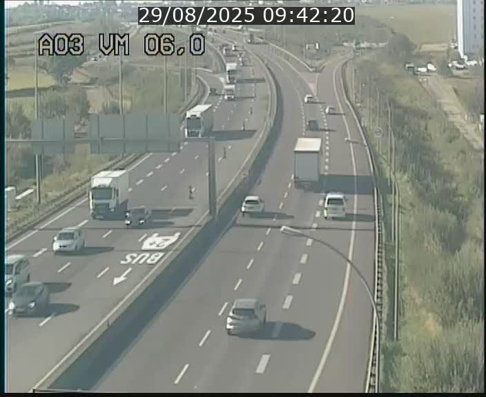 <h2>Traffic live webcam Luxembourg Aire de Berchem - A3 - BK 6 - direction France</h2>
