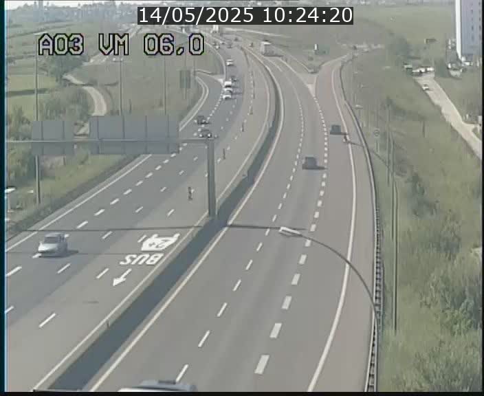 <h2>Traffic live webcam Luxembourg Aire de Berchem - A3 - BK 6 - direction France</h2>