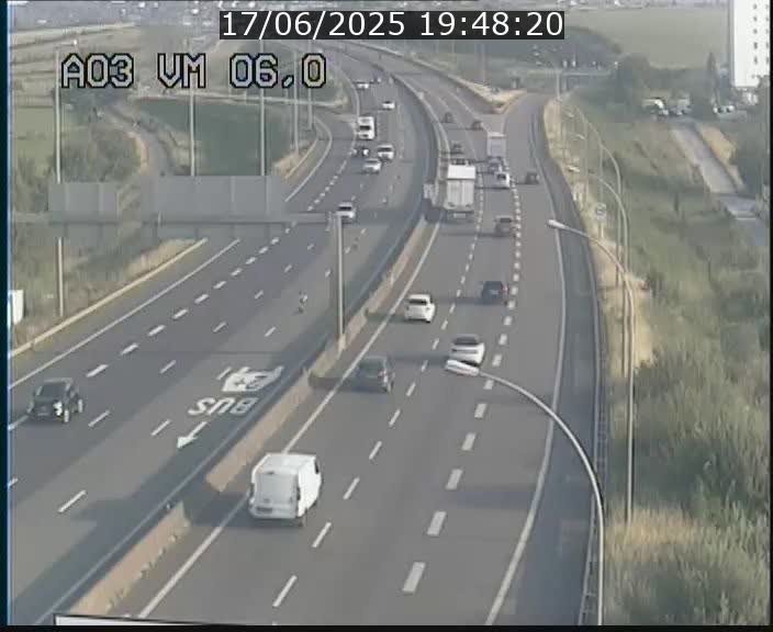<h2>Traffic live webcam Luxembourg Aire de Berchem - A3 - BK 6 - direction France</h2>