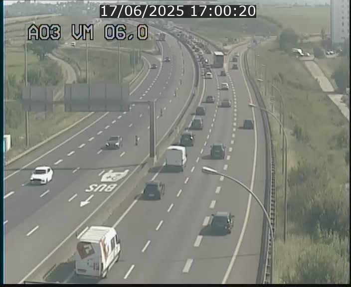<h2>Traffic live webcam Luxembourg Aire de Berchem - A3 - BK 6 - direction France</h2>