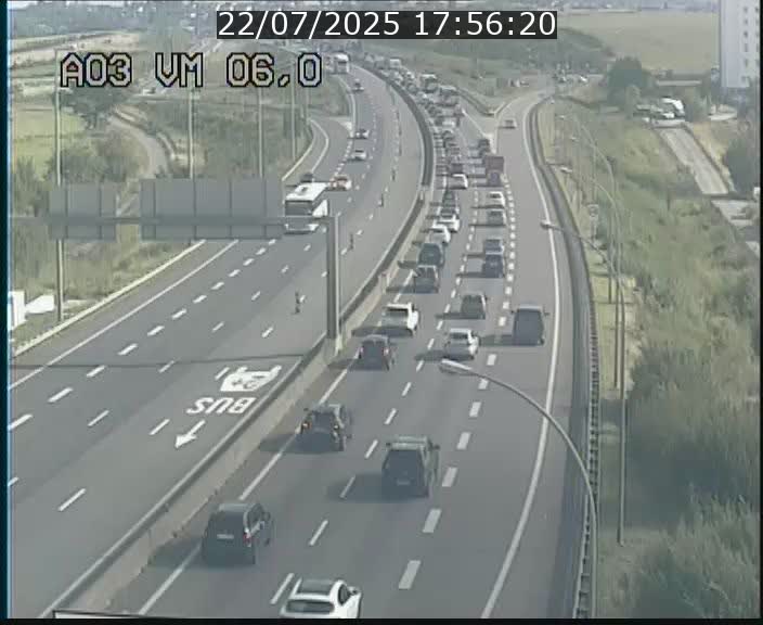 <h2>Traffic live webcam Luxembourg Aire de Berchem - A3 - BK 6 - direction France</h2>