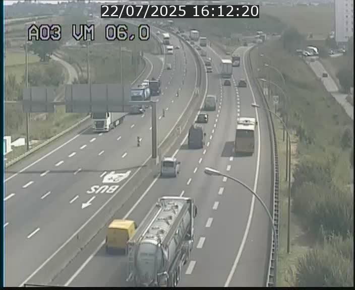 <h2>Traffic live webcam Luxembourg Aire de Berchem - A3 - BK 6 - direction France</h2>
