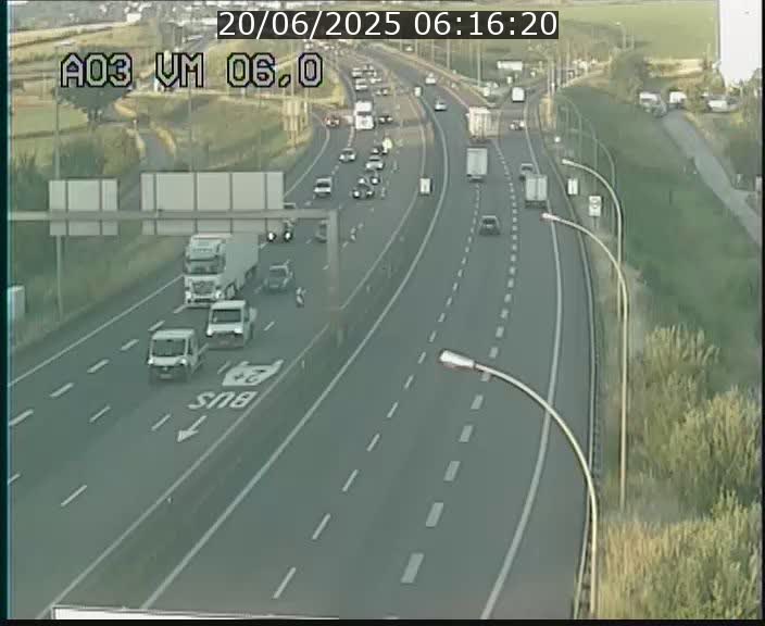 <h2>Traffic live webcam Luxembourg Aire de Berchem - A3 - BK 6 - direction France</h2>
