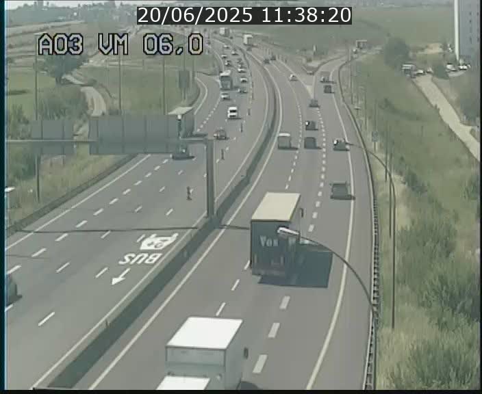 <h2>Traffic live webcam Luxembourg Aire de Berchem - A3 - BK 6 - direction France</h2>