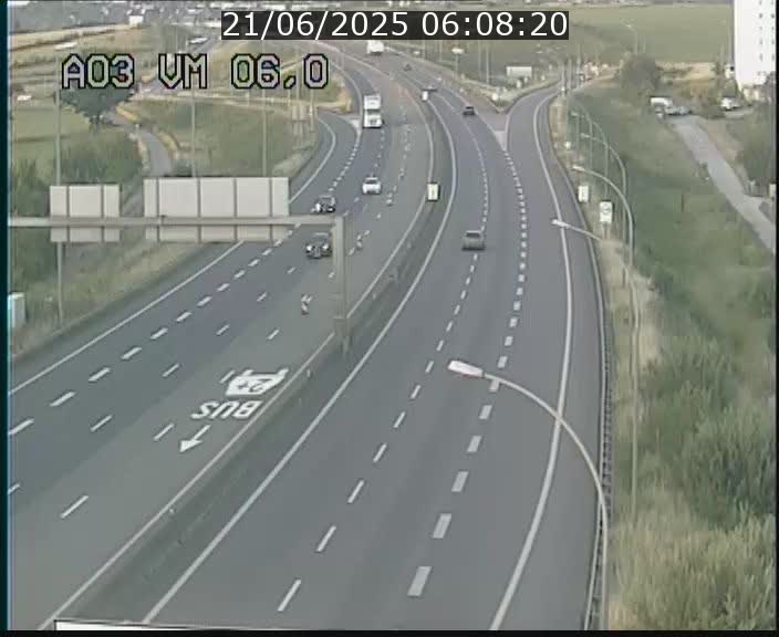 <h2>Traffic live webcam Luxembourg Aire de Berchem - A3 - BK 6 - direction France</h2>