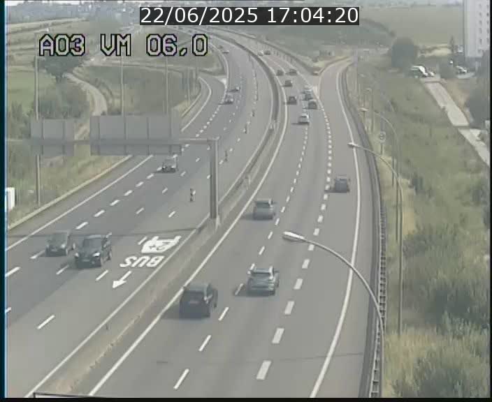 <h2>Traffic live webcam Luxembourg Aire de Berchem - A3 - BK 6 - direction France</h2>