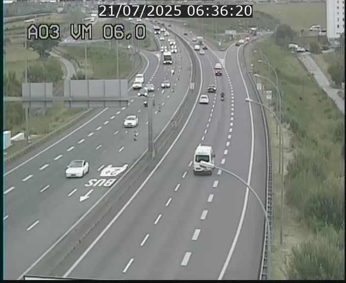 <h2>Traffic live webcam Luxembourg Aire de Berchem - A3 - BK 6 - direction France</h2>