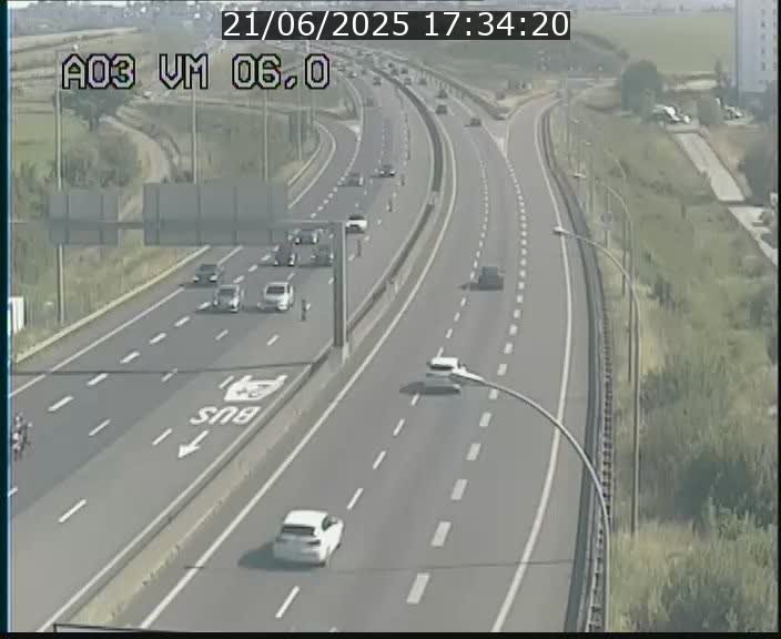 <h2>Traffic live webcam Luxembourg Aire de Berchem - A3 - BK 6 - direction France</h2>