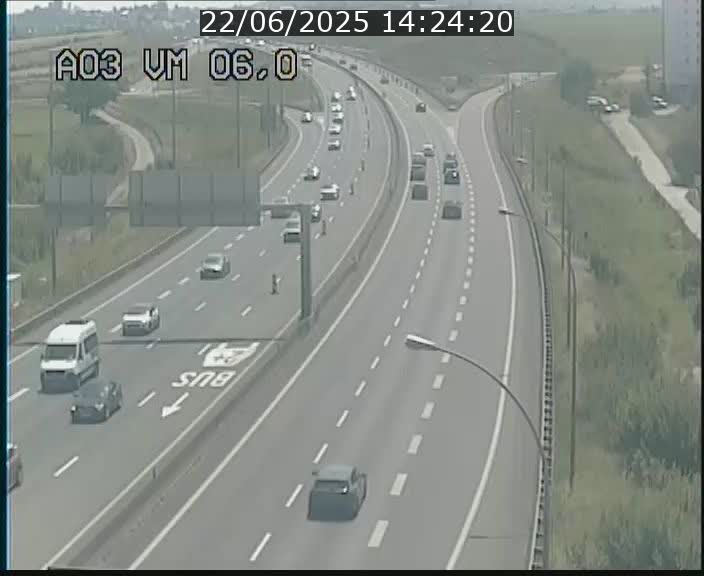 <h2>Traffic live webcam Luxembourg Aire de Berchem - A3 - BK 6 - direction France</h2>