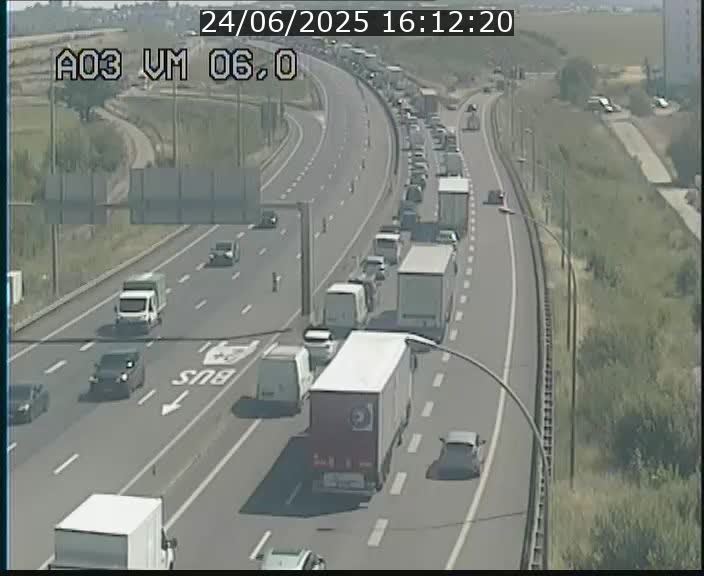 <h2>Traffic live webcam Luxembourg Aire de Berchem - A3 - BK 6 - direction France</h2>