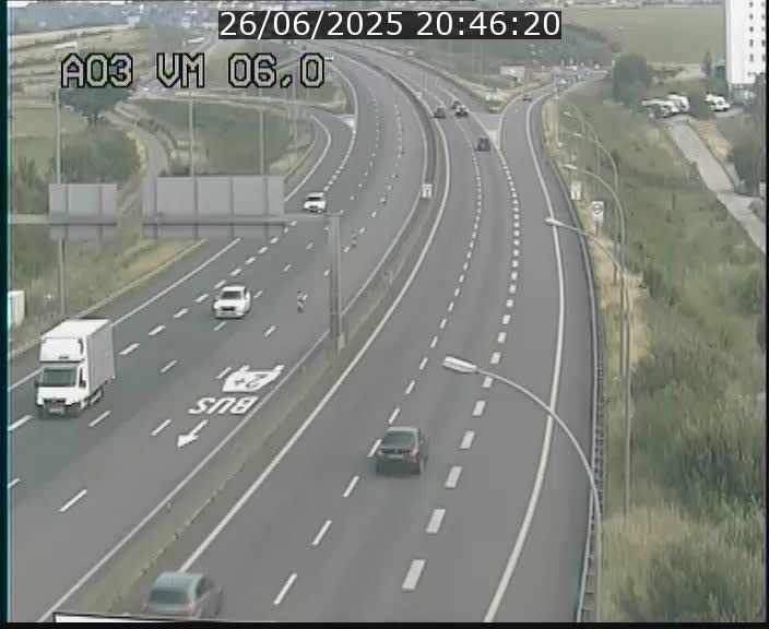 <h2>Traffic live webcam Luxembourg Aire de Berchem - A3 - BK 6 - direction France</h2>