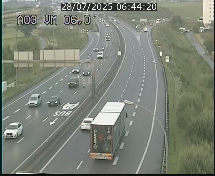 <h2>Traffic live webcam Luxembourg Aire de Berchem - A3 - BK 6 - direction France</h2>