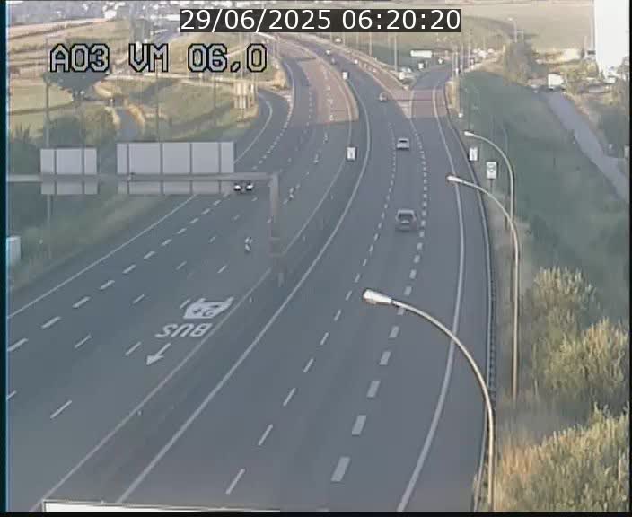 <h2>Traffic live webcam Luxembourg Aire de Berchem - A3 - BK 6 - direction France</h2>