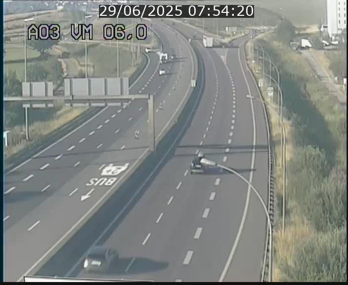 <h2>Traffic live webcam Luxembourg Aire de Berchem - A3 - BK 6 - direction France</h2>