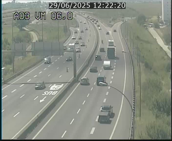 <h2>Traffic live webcam Luxembourg Aire de Berchem - A3 - BK 6 - direction France</h2>