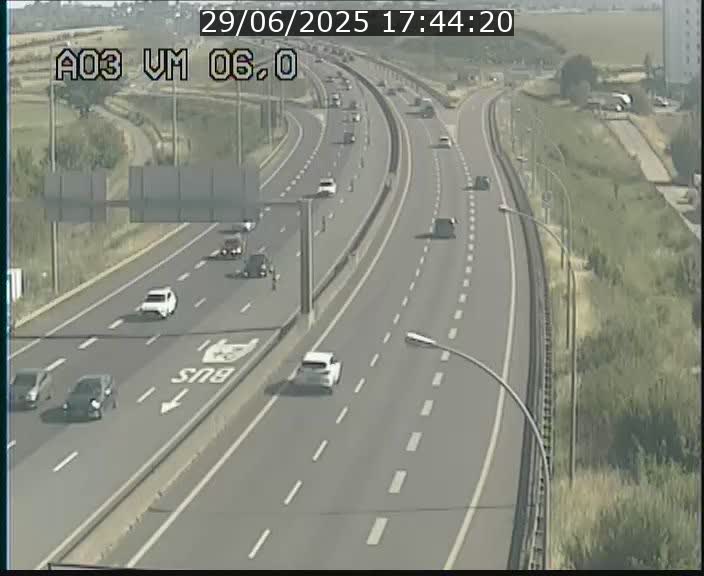 <h2>Traffic live webcam Luxembourg Aire de Berchem - A3 - BK 6 - direction France</h2>
