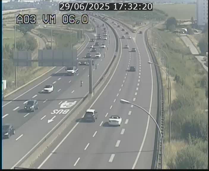 <h2>Traffic live webcam Luxembourg Aire de Berchem - A3 - BK 6 - direction France</h2>