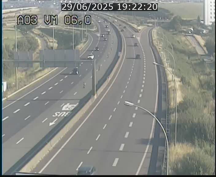 <h2>Traffic live webcam Luxembourg Aire de Berchem - A3 - BK 6 - direction France</h2>