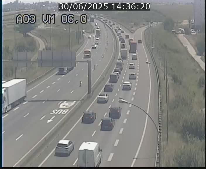 <h2>Traffic live webcam Luxembourg Aire de Berchem - A3 - BK 6 - direction France</h2>