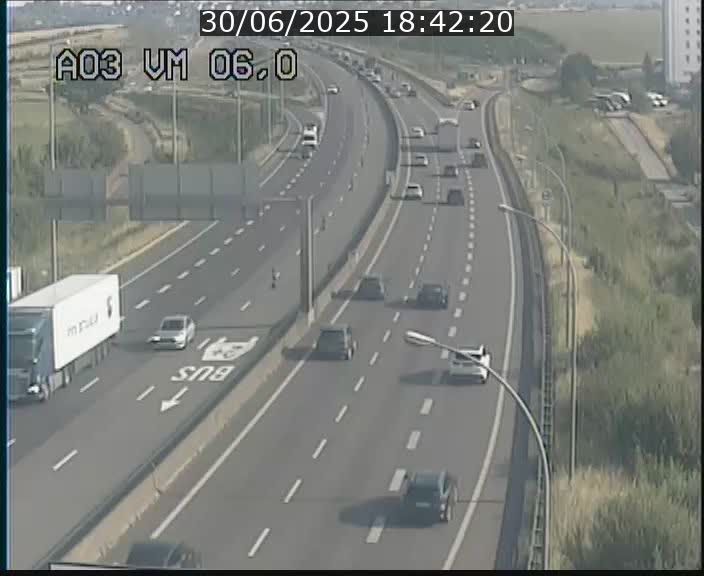 <h2>Traffic live webcam Luxembourg Aire de Berchem - A3 - BK 6 - direction France</h2>