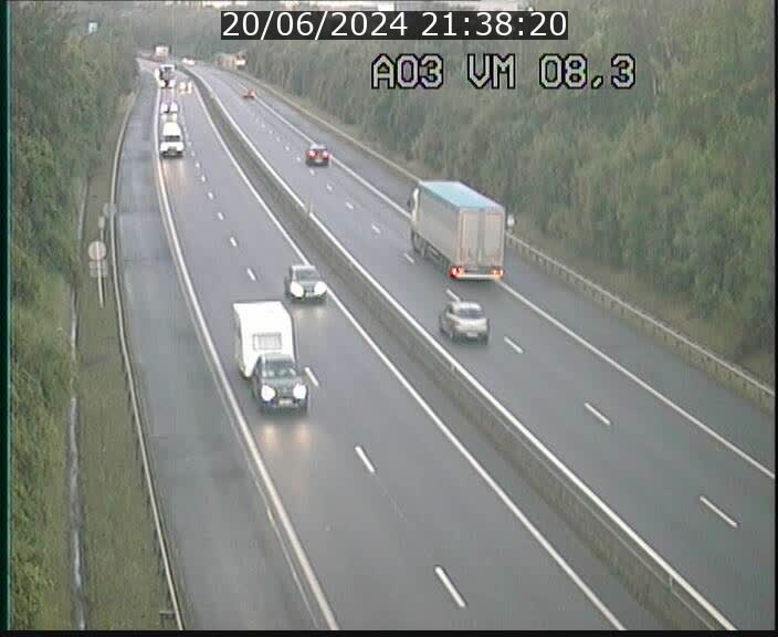 <h2>Traffic live webcam Luxembourg Bettembourg - A3 - BK 8.3 - direction France</h2>