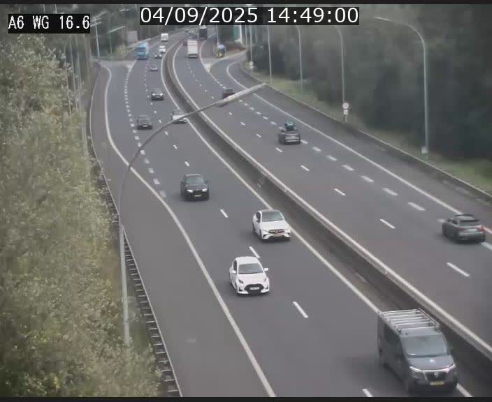 <h2>Traffic live webcam Luxembourg Aire de Capellen - A6 - BK 16.6 - direction Luxembourg/France/Allemagne</h2>