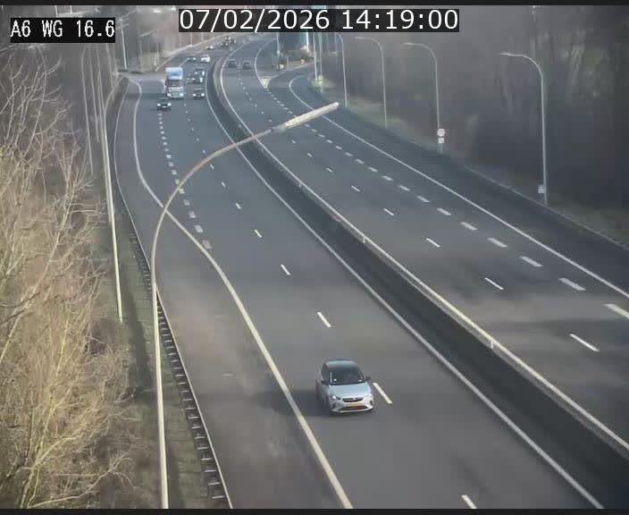 <h2>Traffic live webcam Luxembourg Aire de Capellen - A6 - BK 16.6 - direction Luxembourg/France/Allemagne</h2>