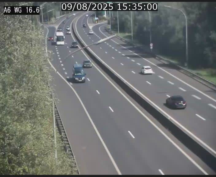 <h2>Traffic live webcam Luxembourg Aire de Capellen - A6 - BK 16.6 - direction Luxembourg/France/Allemagne</h2>