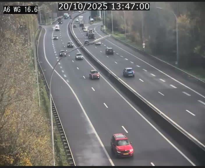 <h2>Traffic live webcam Luxembourg Aire de Capellen - A6 - BK 16.6 - direction Luxembourg/France/Allemagne</h2>