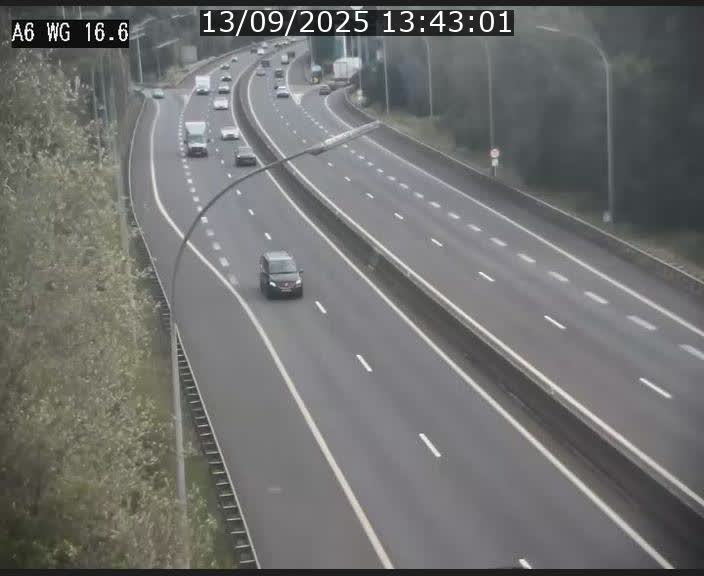 <h2>Traffic live webcam Luxembourg Aire de Capellen - A6 - BK 16.6 - direction Luxembourg/France/Allemagne</h2>