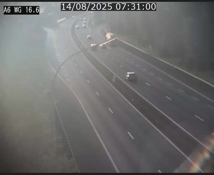 <h2>Traffic live webcam Luxembourg Aire de Capellen - A6 - BK 16.6 - direction Luxembourg/France/Allemagne</h2>