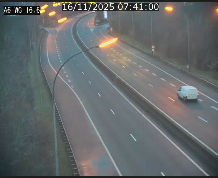 Traffic live webcam Luxembourg Aire de Capellen - A6 - BK 16.6 - direction Luxembourg/France/Allemagne