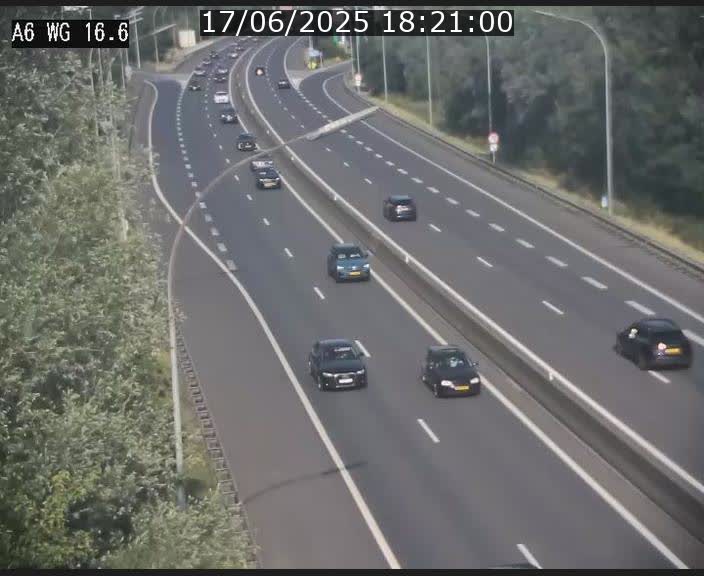 Traffic live webcam Luxembourg Aire de Capellen - A6 - BK 16.6 - direction Luxembourg/France/Allemagne
