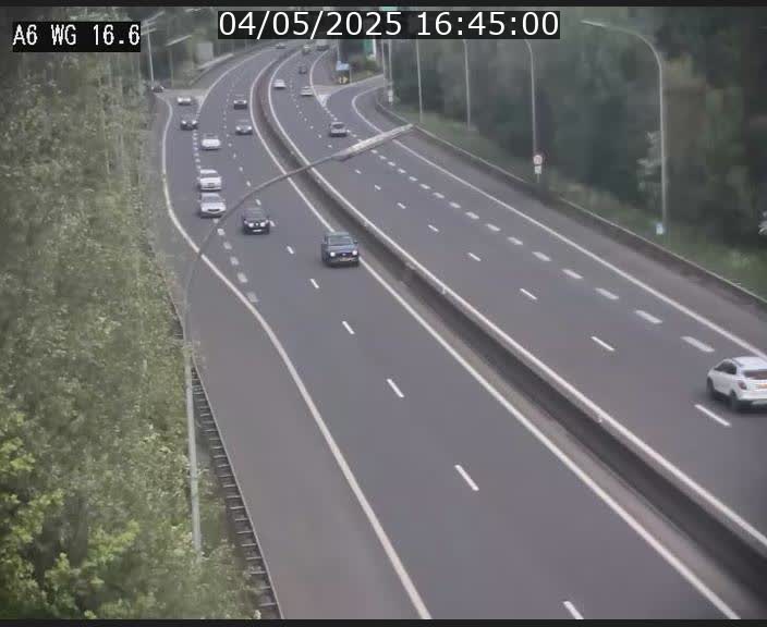 Traffic live webcam Luxembourg Aire de Capellen - A6 - BK 16.6 - direction Luxembourg/France/Allemagne