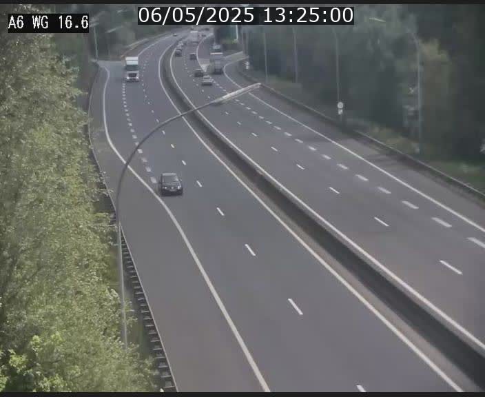 Traffic live webcam Luxembourg Aire de Capellen - A6 - BK 16.6 - direction Luxembourg/France/Allemagne