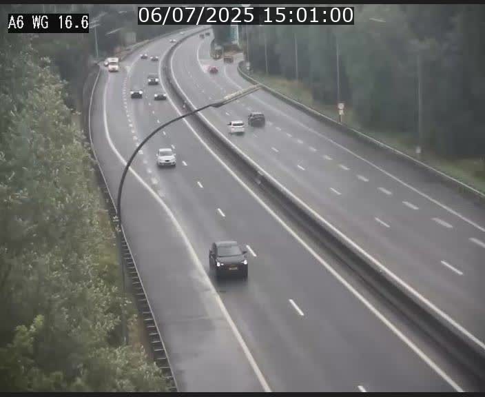 Traffic live webcam Luxembourg Aire de Capellen - A6 - BK 16.6 - direction Luxembourg/France/Allemagne