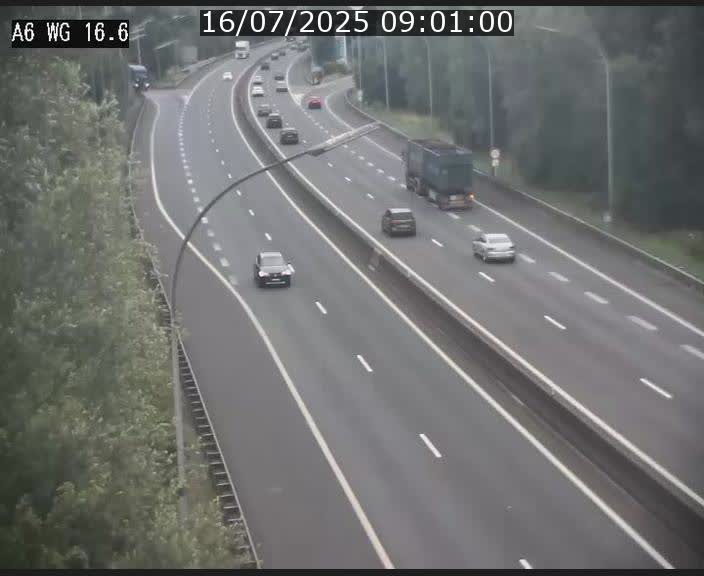 Traffic live webcam Luxembourg Aire de Capellen - A6 - BK 16.6 - direction Luxembourg/France/Allemagne
