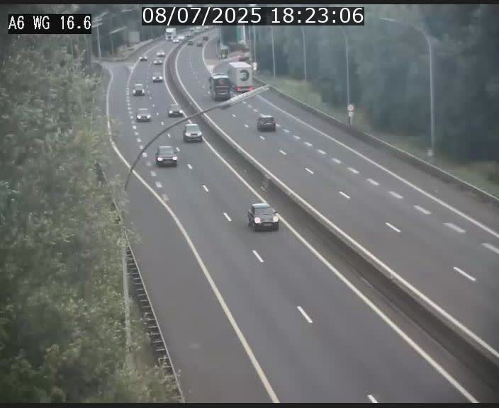 Traffic live webcam Luxembourg Aire de Capellen - A6 - BK 16.6 - direction Luxembourg/France/Allemagne