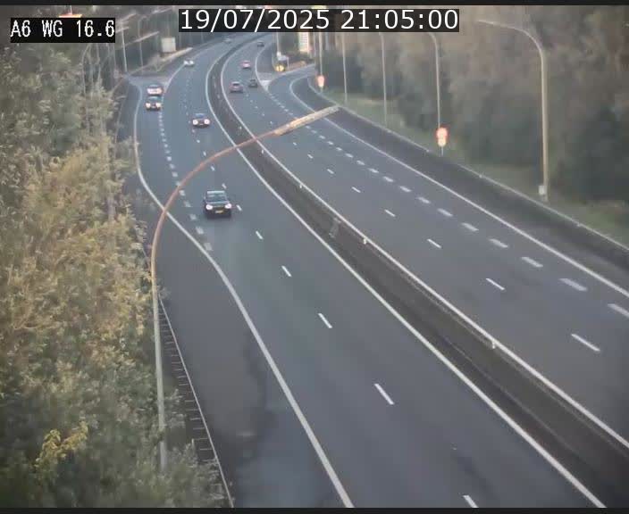 Traffic live webcam Luxembourg Aire de Capellen - A6 - BK 16.6 - direction Luxembourg/France/Allemagne