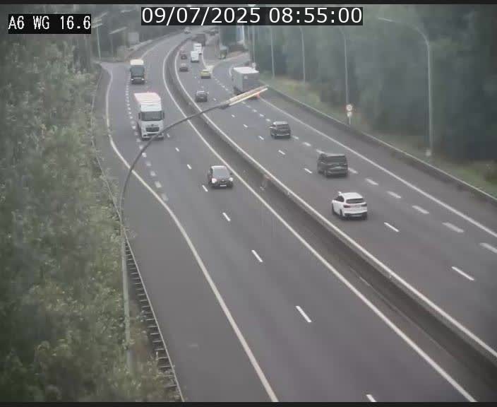 Traffic live webcam Luxembourg Aire de Capellen - A6 - BK 16.6 - direction Luxembourg/France/Allemagne