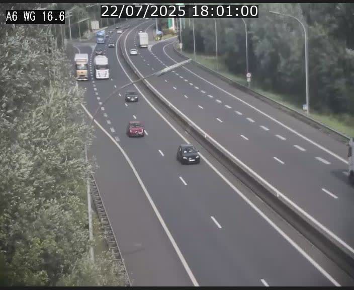Traffic live webcam Luxembourg Aire de Capellen - A6 - BK 16.6 - direction Luxembourg/France/Allemagne