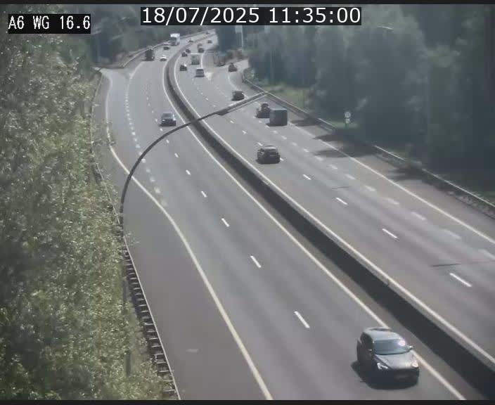 Traffic live webcam Luxembourg Aire de Capellen - A6 - BK 16.6 - direction Luxembourg/France/Allemagne