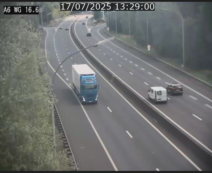 Traffic live webcam Luxembourg Aire de Capellen - A6 - BK 16.6 - direction Luxembourg/France/Allemagne