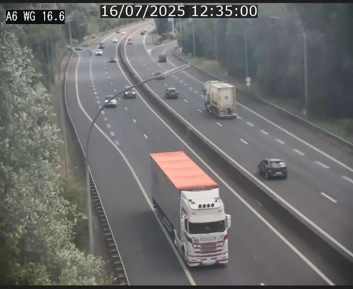 Traffic live webcam Luxembourg Aire de Capellen - A6 - BK 16.6 - direction Luxembourg/France/Allemagne
