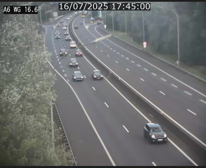 Traffic live webcam Luxembourg Aire de Capellen - A6 - BK 16.6 - direction Luxembourg/France/Allemagne