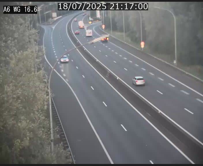 Traffic live webcam Luxembourg Aire de Capellen - A6 - BK 16.6 - direction Luxembourg/France/Allemagne